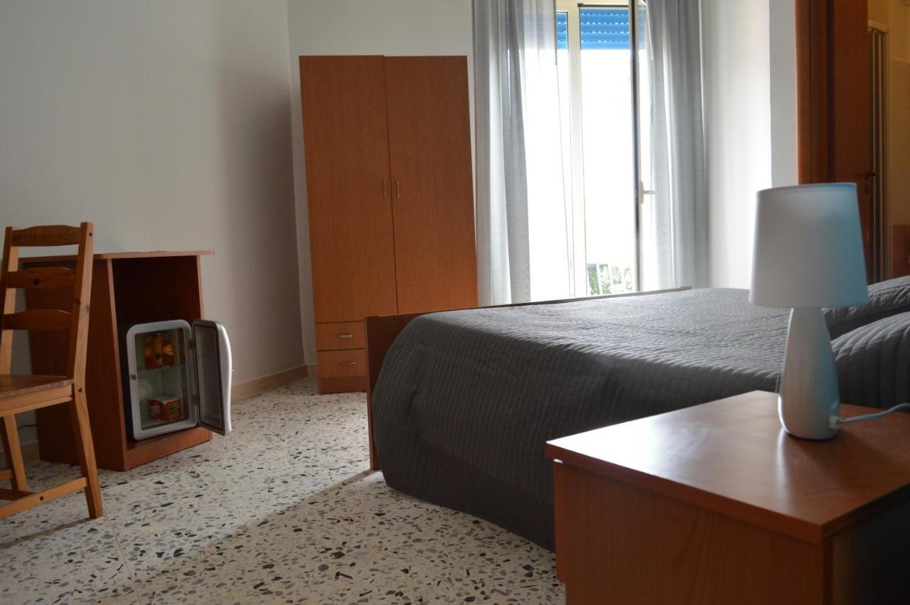 B&B Scalea Rooms Exterior photo